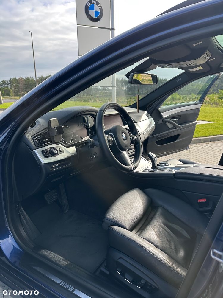 BMW Seria 5 530d xDrive Touring Sport-Aut - 22