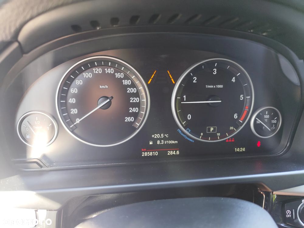 BMW X5 xDrive25d - 15