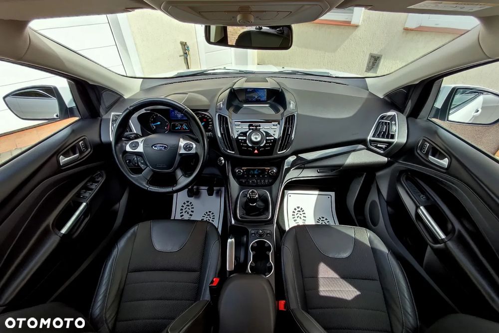 Ford Kuga 1.5 EcoBoost 2x4 ST-Line - 7