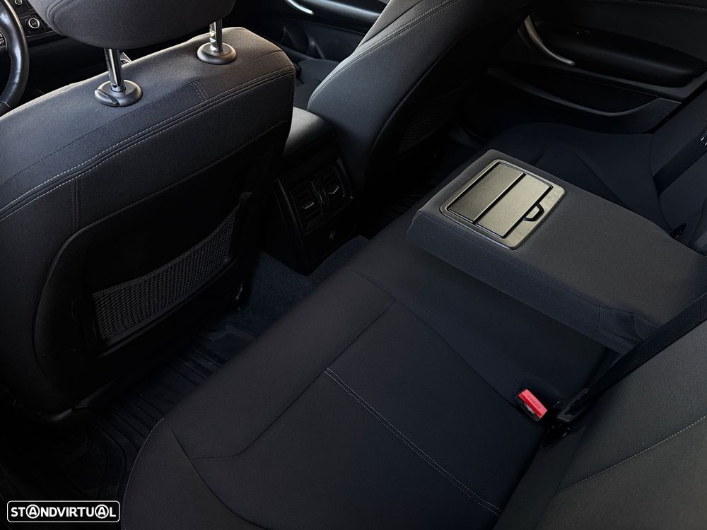 BMW 116 i Sport Line - 27