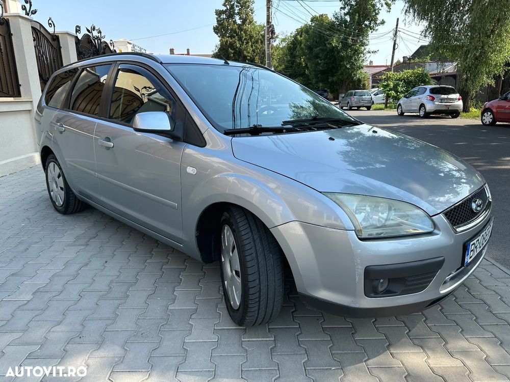 Ford Focus 2.0i Titanium - 3