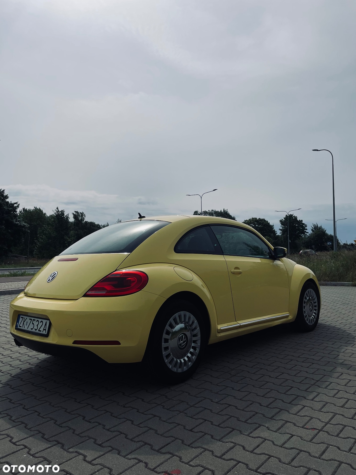 Volkswagen New Beetle - 3