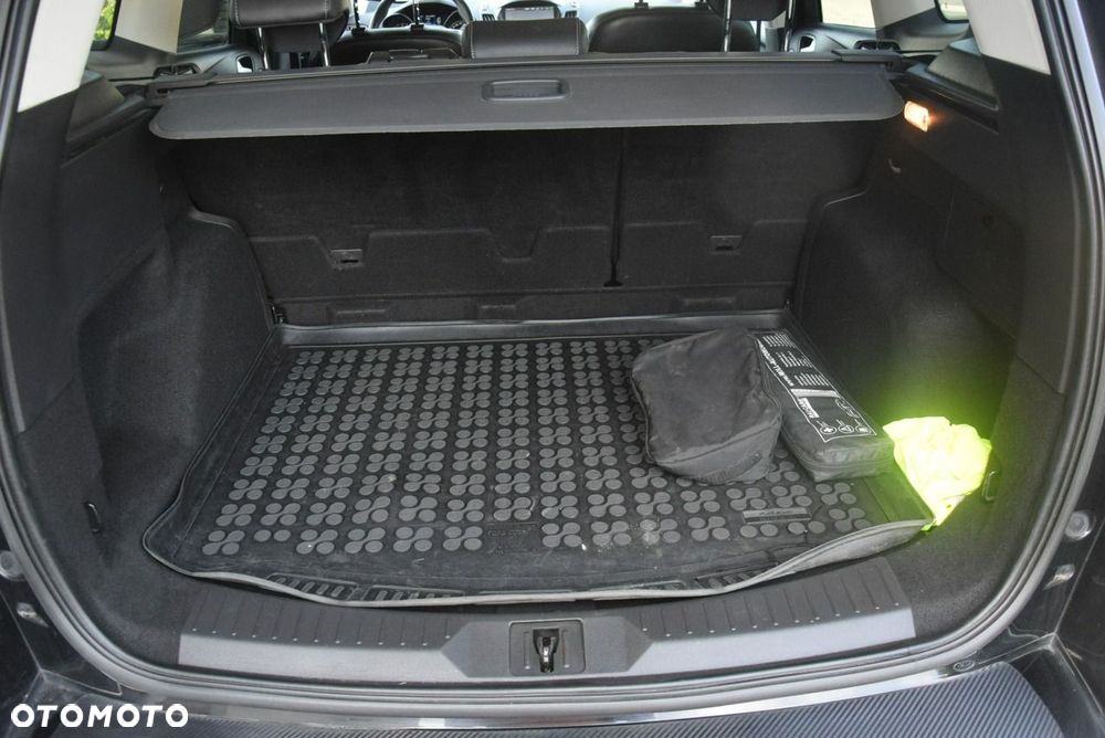 Ford Kuga 2.0 TDCi 4x4 Individual - 23
