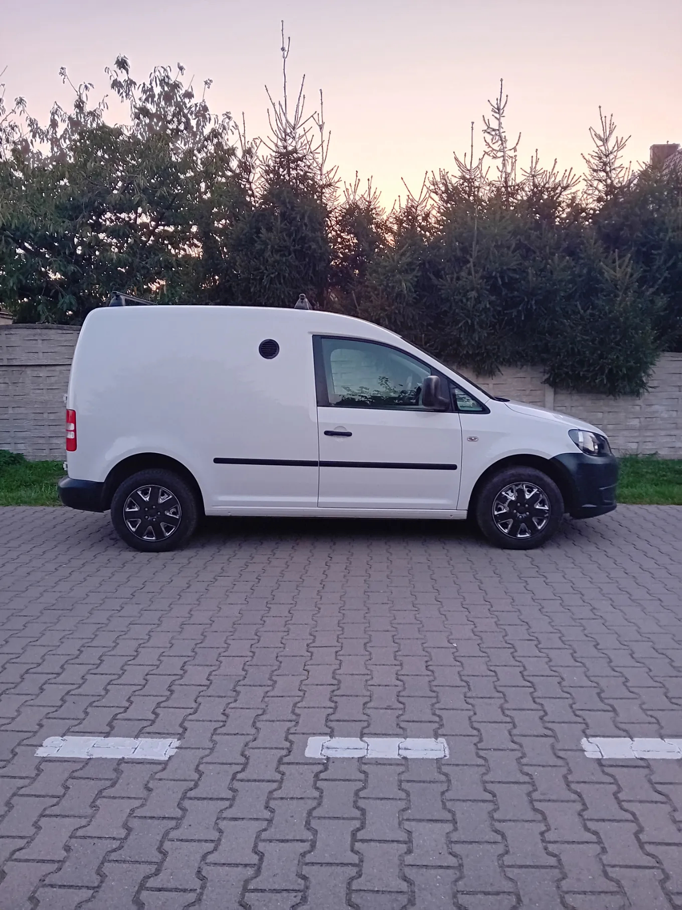 Volkswagen CADDY - 10