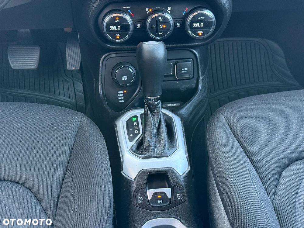 Jeep Renegade 1.4 MultiAir Limited FWD S&S - 21