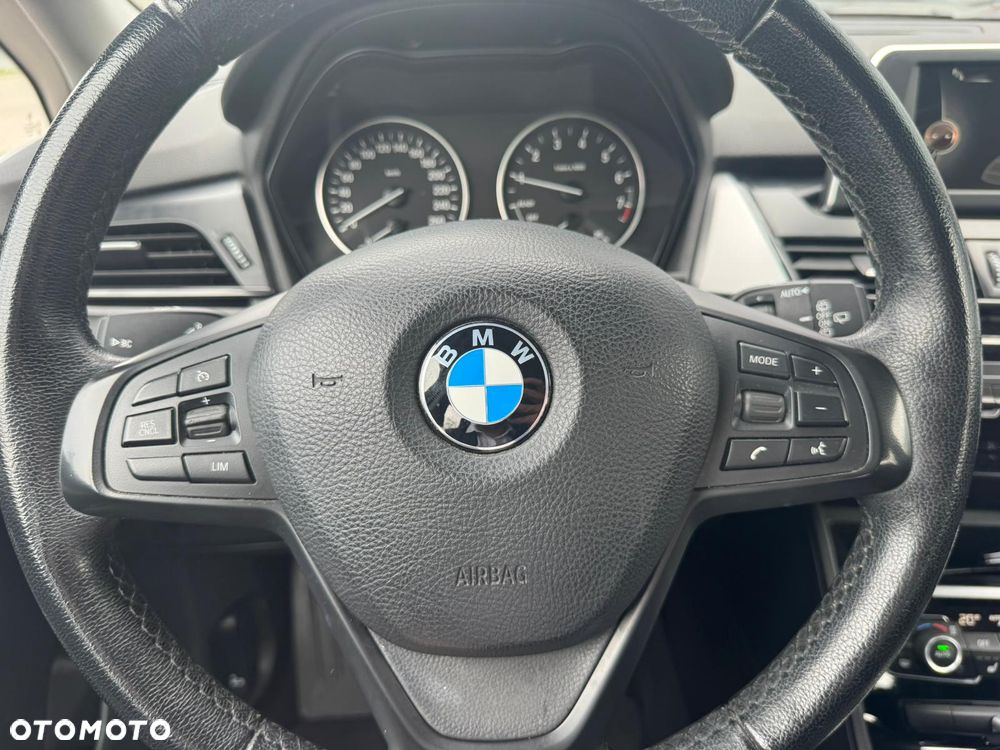 BMW Seria 2 218i Advantage - 7