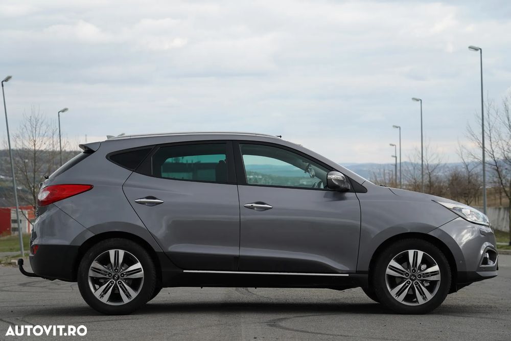 Hyundai ix35 2.0 CRDI 4WD Automatik Finale Gold - 21