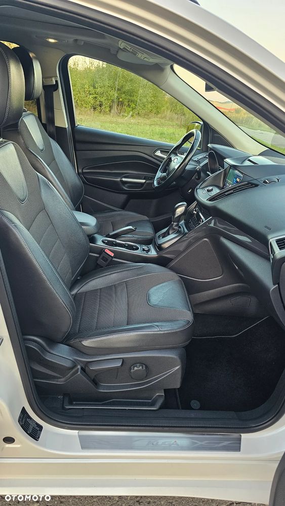 Ford Kuga - 17