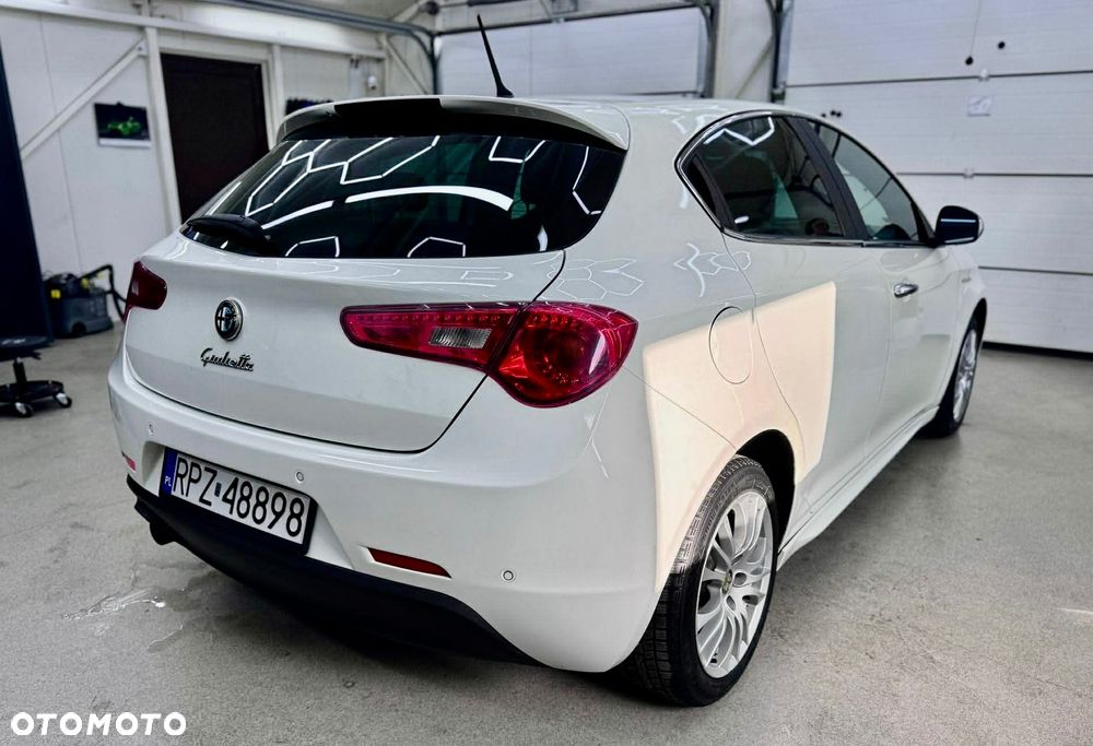 Alfa Romeo Giulietta 1.4 TB MultiAir Distinctive TCT - 3