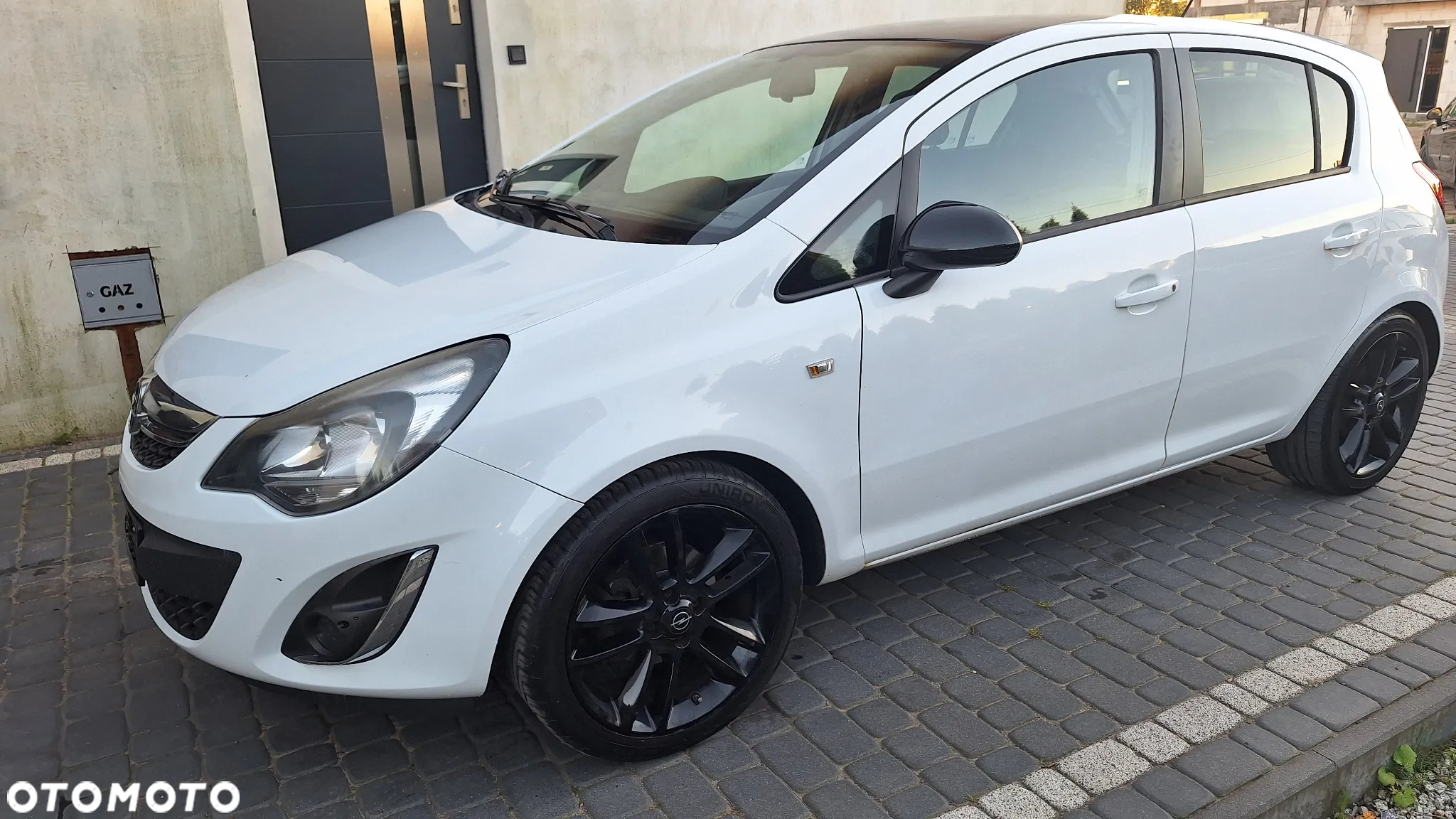 Opel Corsa 1.4 16V Sport - 9