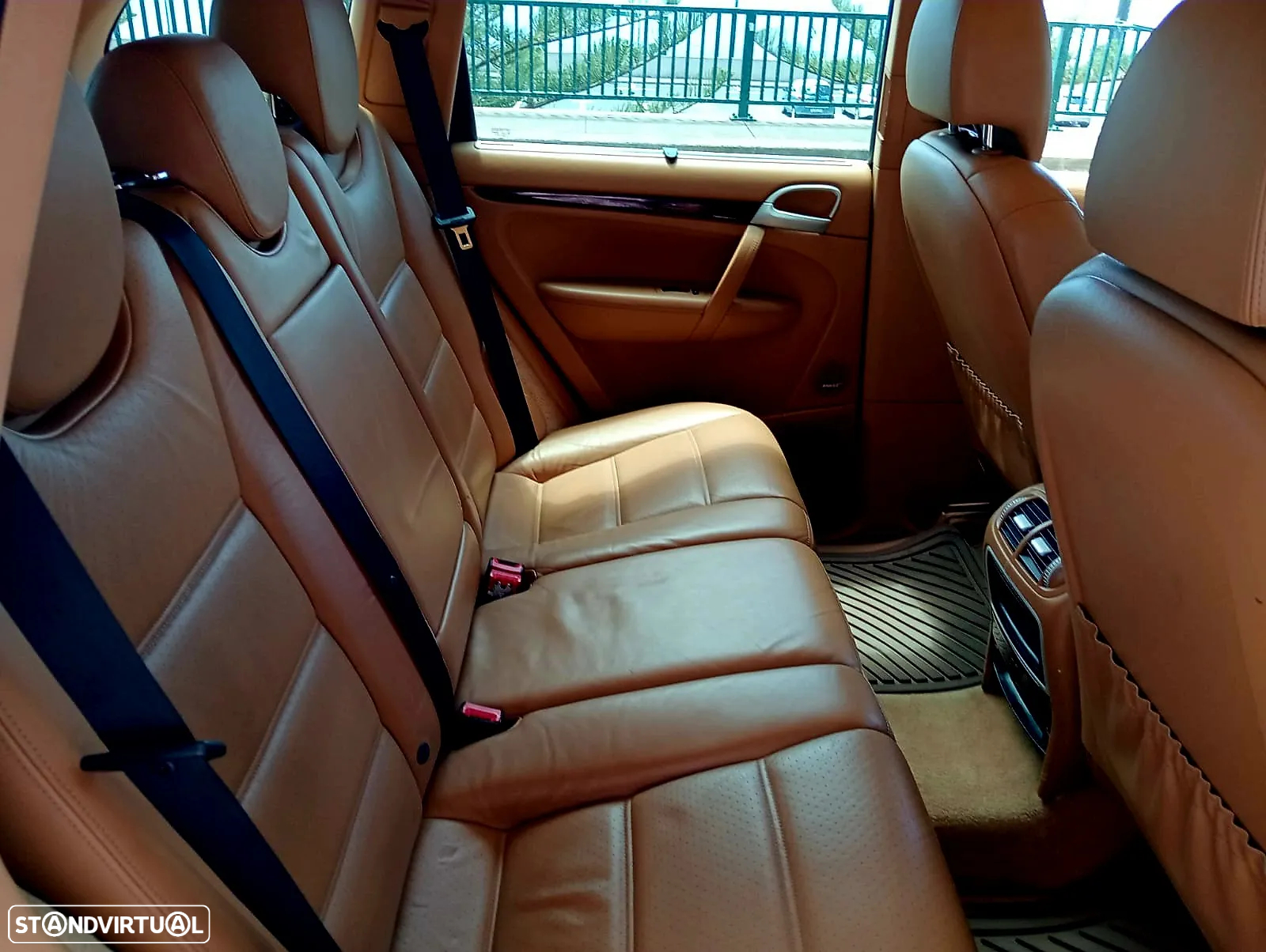 Porsche Cayenne S Tiptronic - 10
