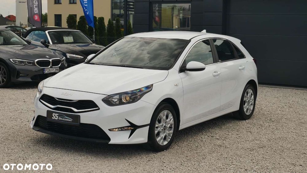 Kia Ceed - 4