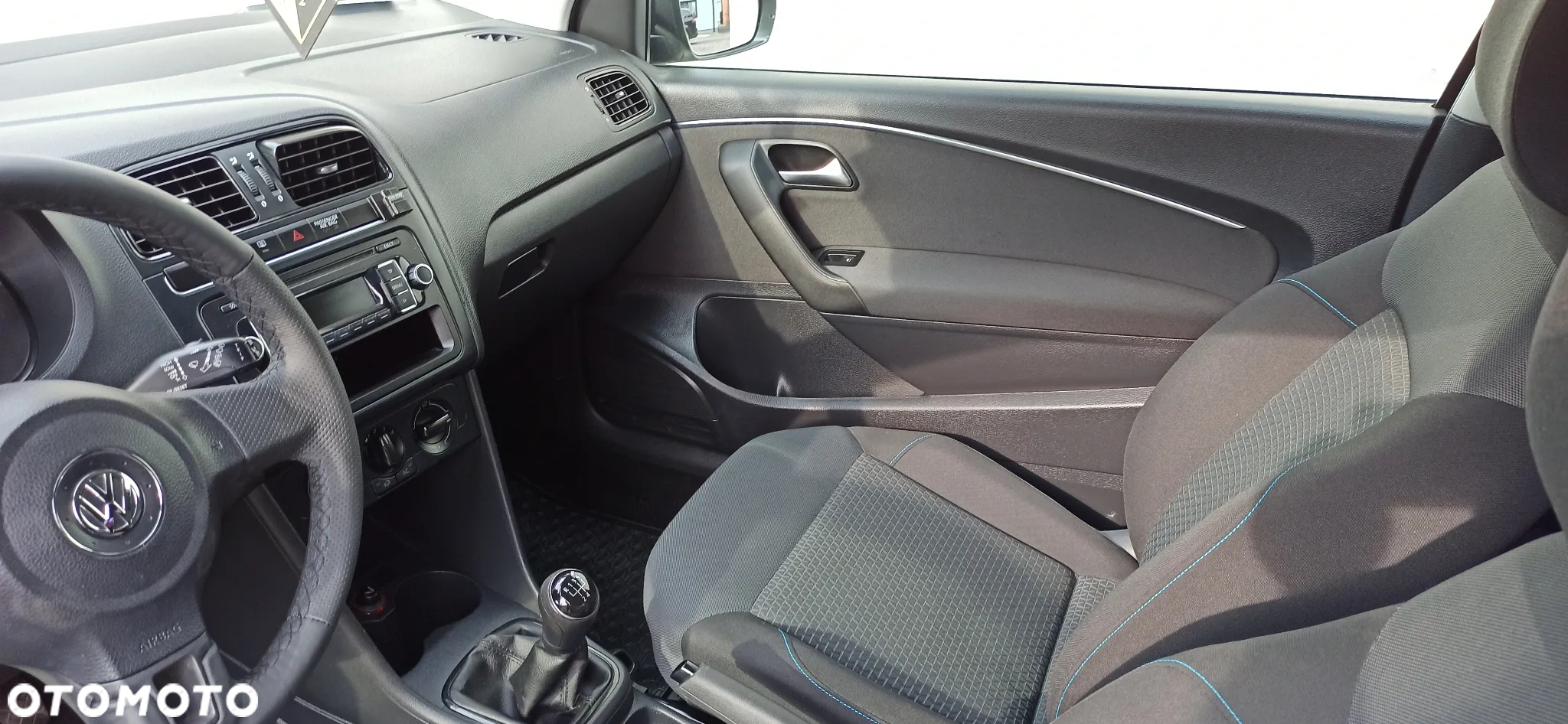 Volkswagen Polo 1.6 TDI Life - 24