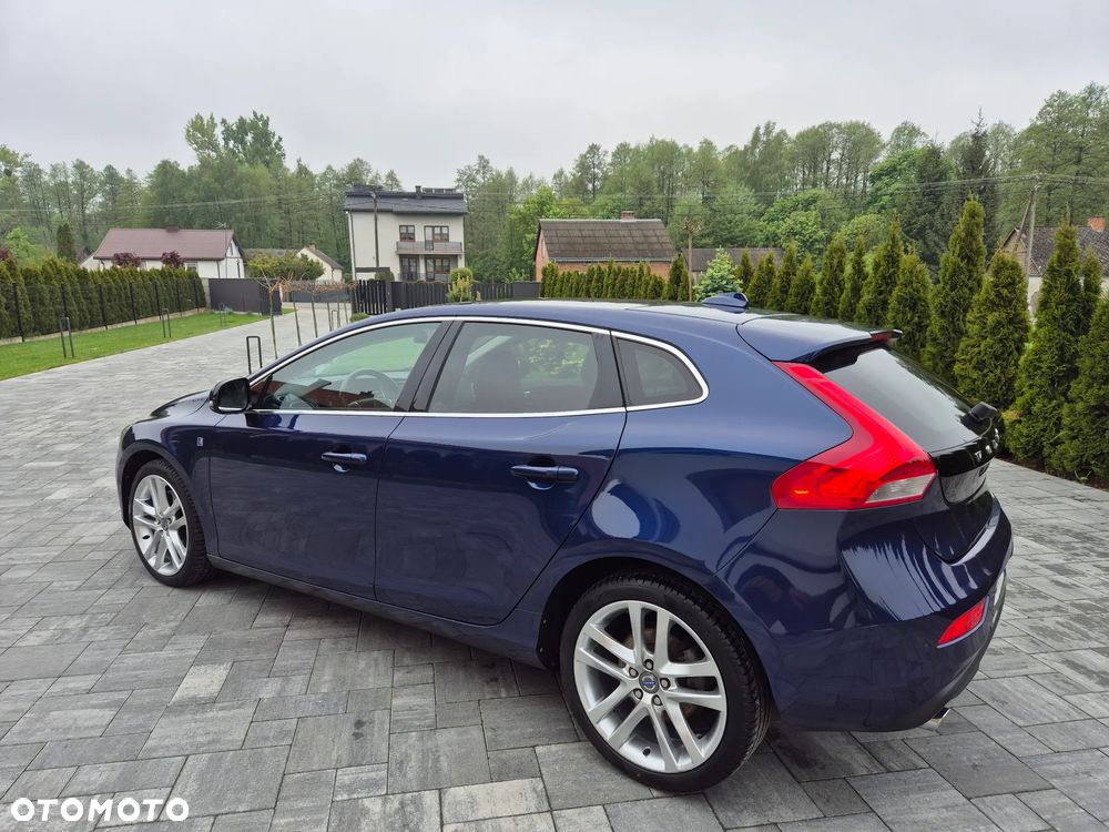 Volvo V40 D4 Ocean Race - 13