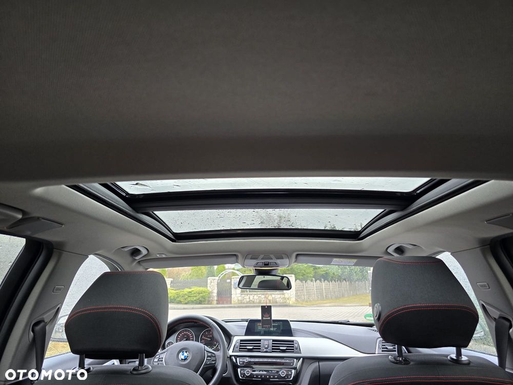 BMW Seria 3 320d xDrive Sport Line Shadow - 16