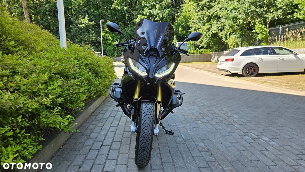 BMW RS - 3