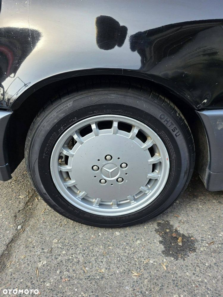 Mercedes-Benz SL - 25