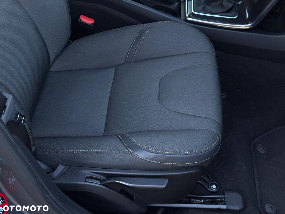 Volvo V40 Cross Country D3 Geartronic Momentum - 26