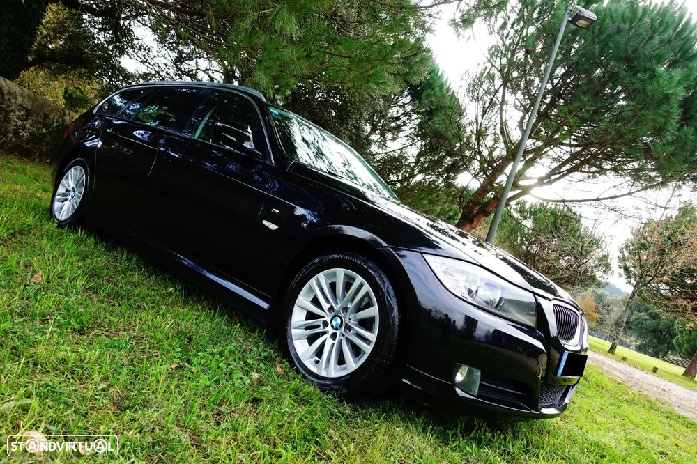 BMW 320 d Sport - 16