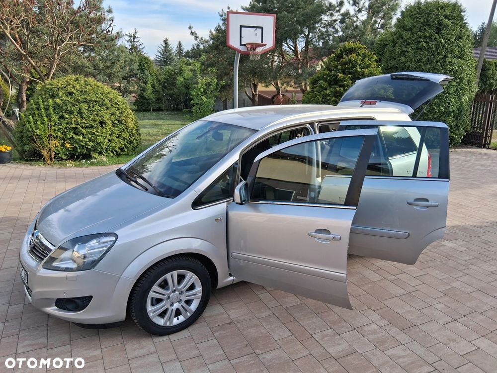 Opel Zafira 1.8 Family Plus - 6