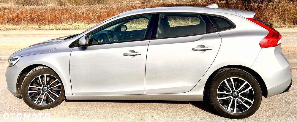 Volvo V40 D2 Geartronic Momentum - 6