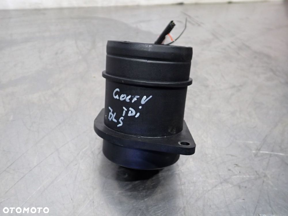 PRZEPŁYWOMIERZ POWIETRZA VOLKSWAGEN GOLF V - 2