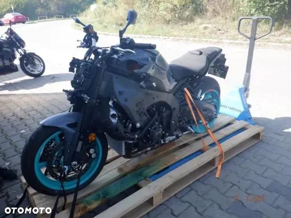 Yamaha MT - 5