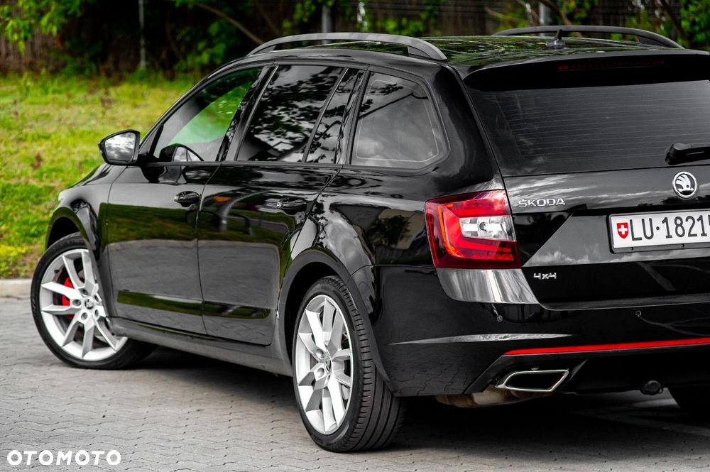 Skoda Octavia 2.0 TDI (Green tec) 4x4 DSG RS - 14