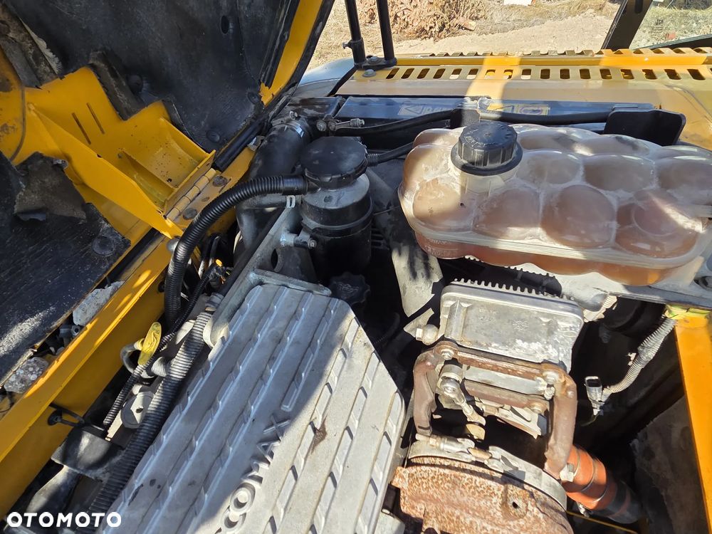 JCB JS130LC / SPROWADZONA / 3 ŁYŻKI / 7140 MTH - 24