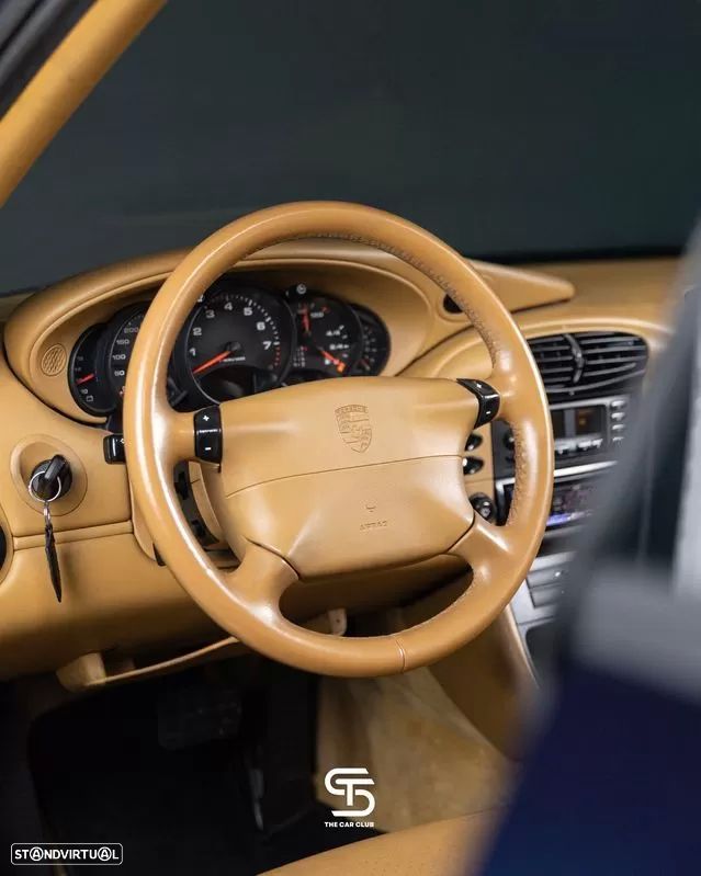 Porsche 911 (996) - 6