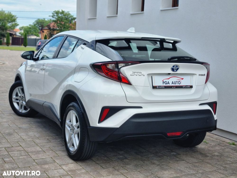 Toyota C-HR Style - 4