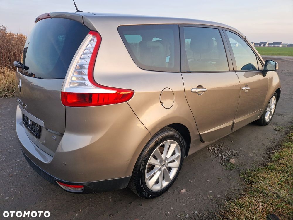 Renault Grand Scenic Energy dCi 130 Start & Stop Dynamique - 12