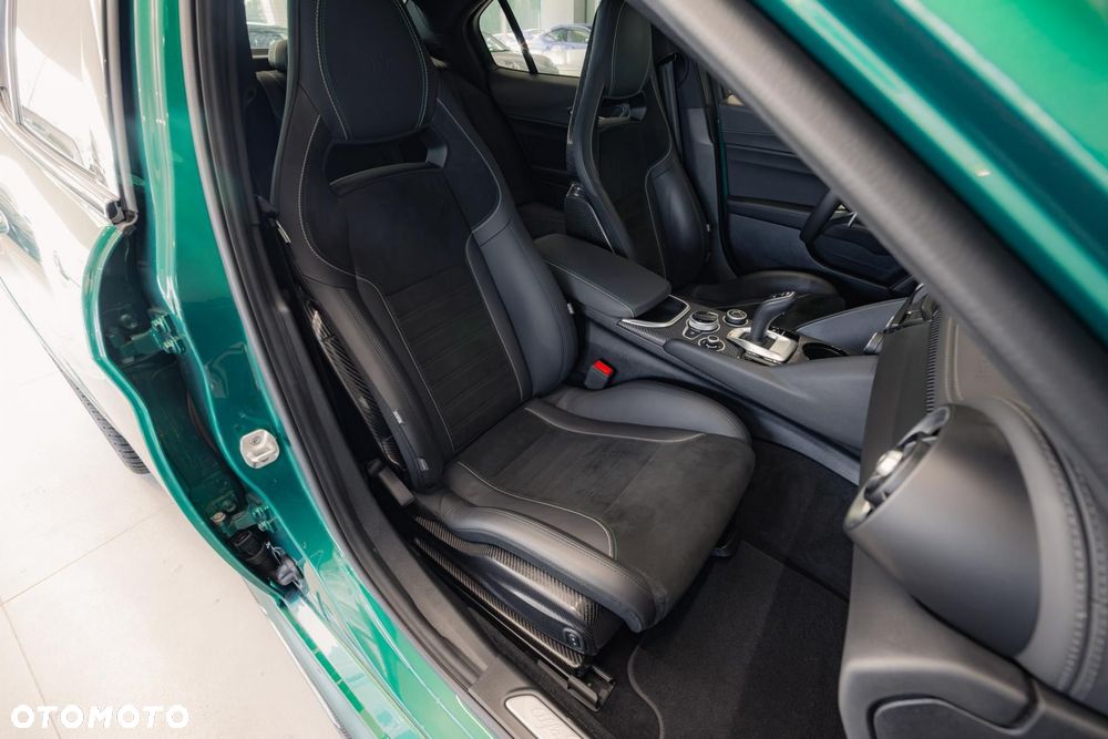 Alfa Romeo Giulia 2.9 Bi Turbo V6 Quadrifoglio - 19