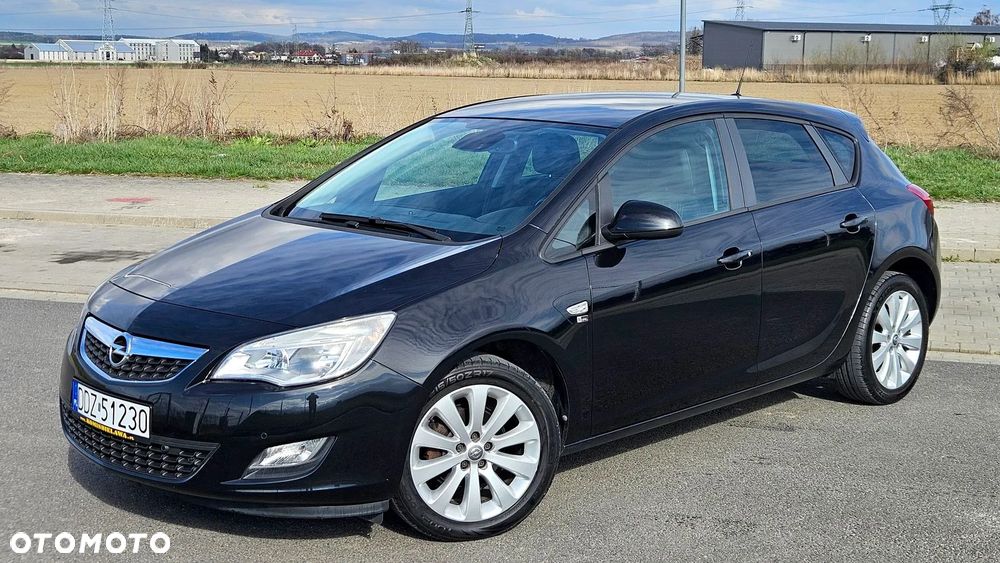 Opel Astra 1.4 Turbo 150 Jahre - 2
