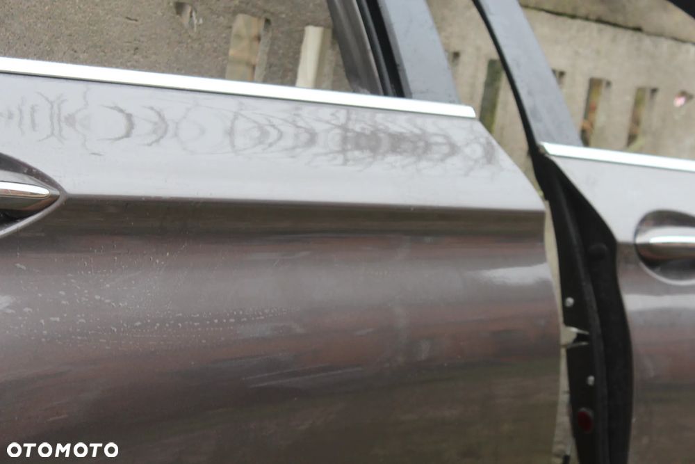 DRZWI PRAWE PRZEDNIE TYLNE BMW F11 A17 2012 - 20