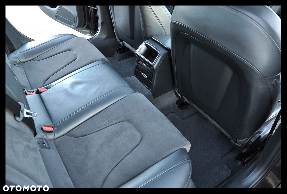 Audi A4 Avant 3.0 TDI DPF quattro S line Sportpaket (plus) - 28