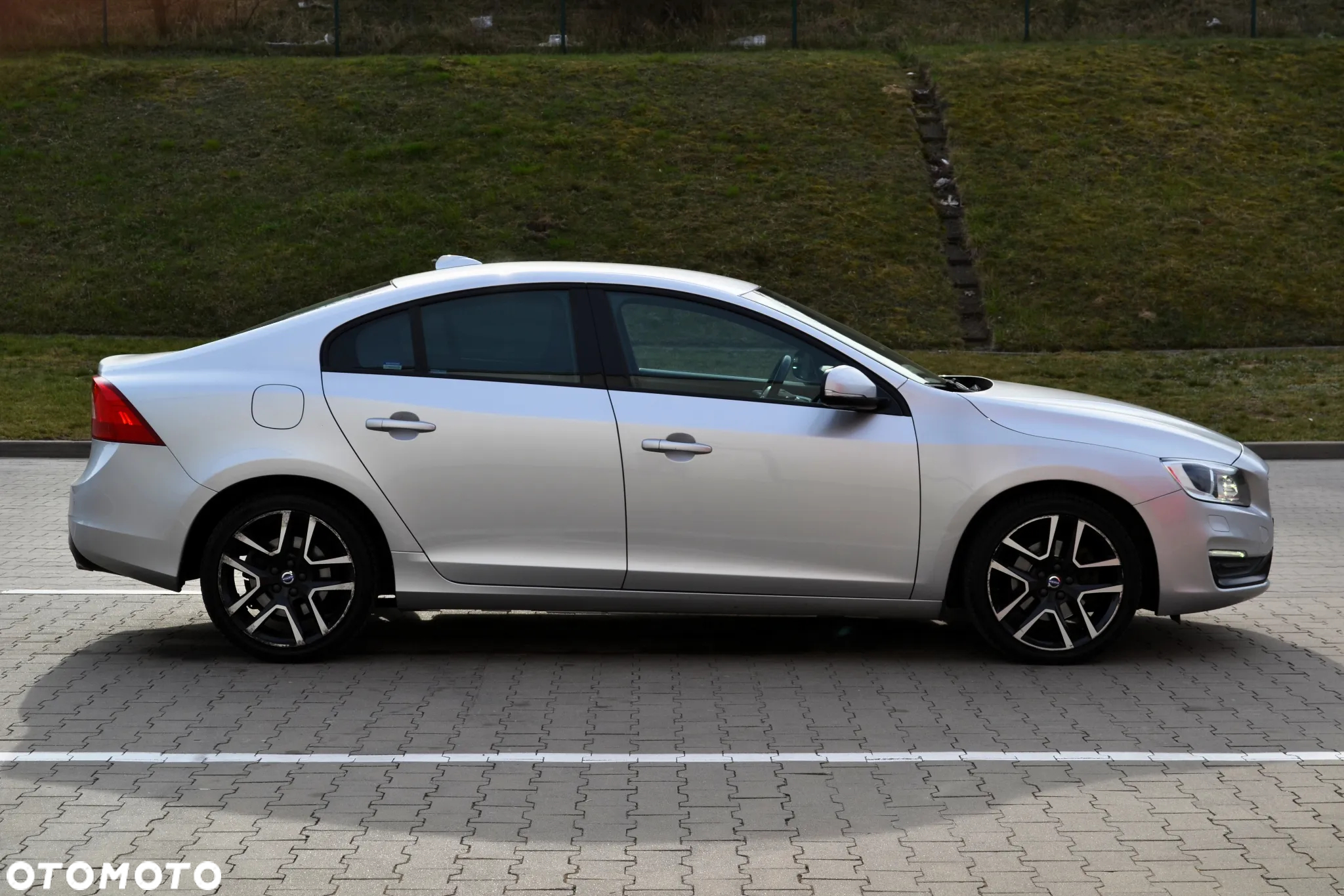 Volvo S60 D3 Drive-E Summum - 28