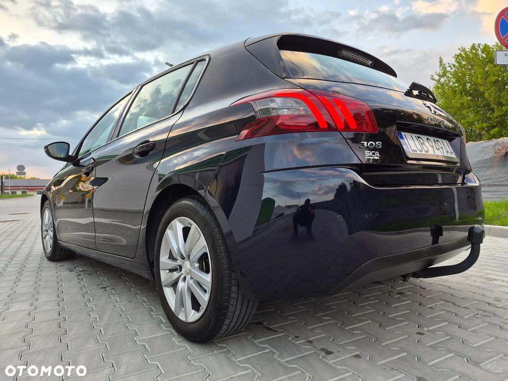 Peugeot 308 1.5 BlueHDi Active S&S EAT6 - 17