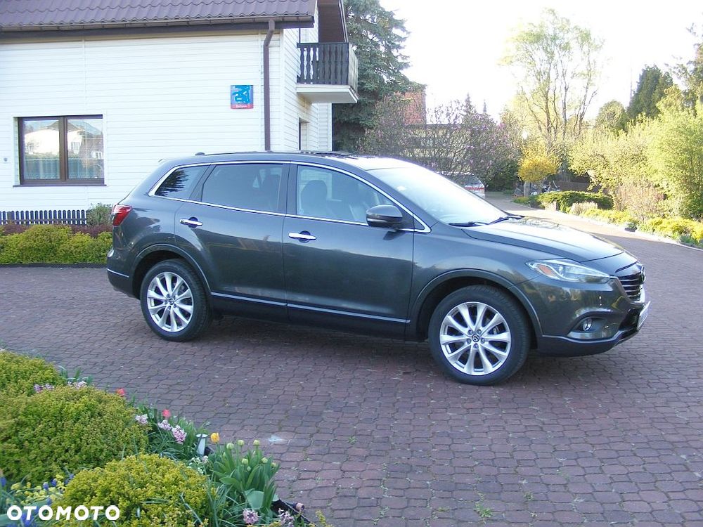 Mazda CX-9 3.7 V6 - 8