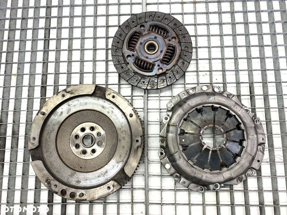 SPRZĘGŁO KOMPLETNE  SUZUKI SX4 S-CROSS (JY) 2013 - 2022 1.4 Hybrid (Mild Hybrid) (AKK 414) 95 kW - 2