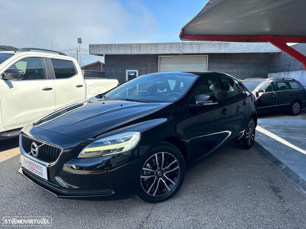 Volvo V40 2.0 D3 Momentum - 2