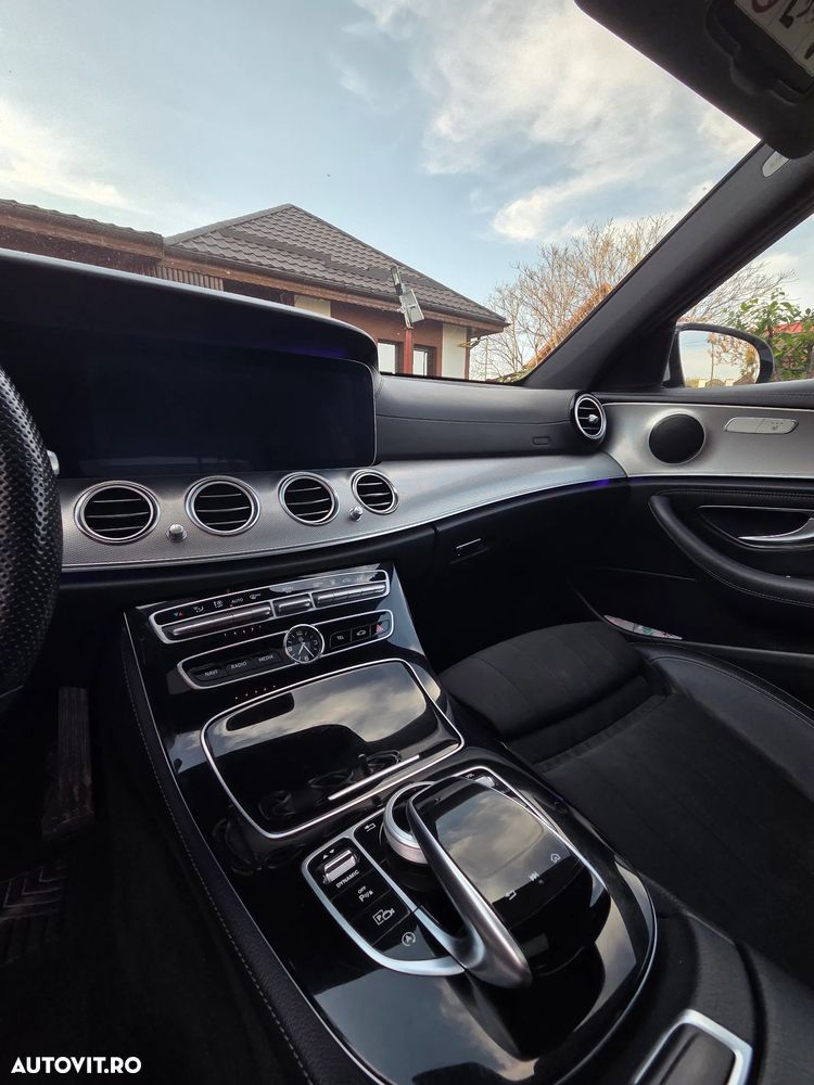 Mercedes-Benz E 220 d 9G-TRONIC - 10