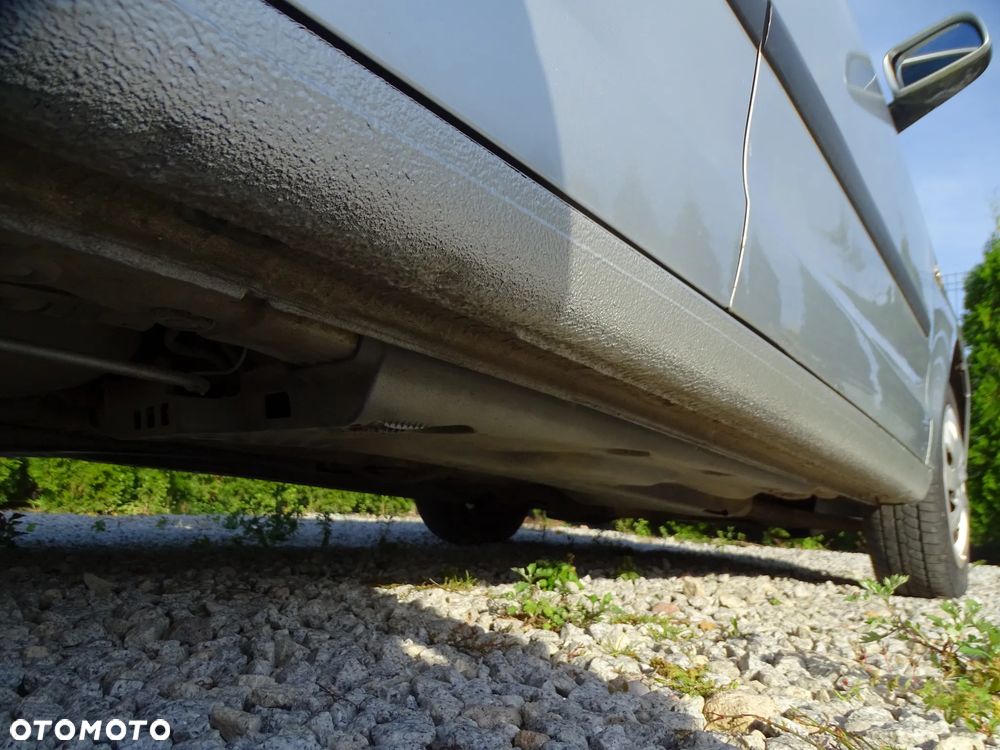 Volkswagen Polo - 23