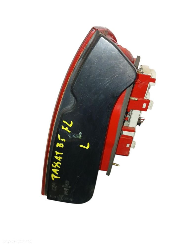 LAMPA LEWA TYLNA TYŁ VW PASSAT B5 LIFT LAMPA LEWY TYŁ 08051135 PASSAT B5 - 2