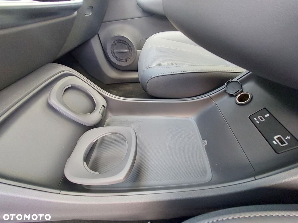 Leapmotor B10 HYBRID EV 18.8 kWh Design - 13