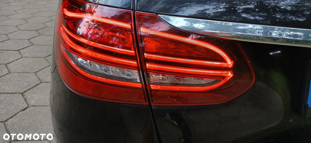 Mercedes-Benz Klasa C 220 d 9G-TRONIC AMG Line - 32