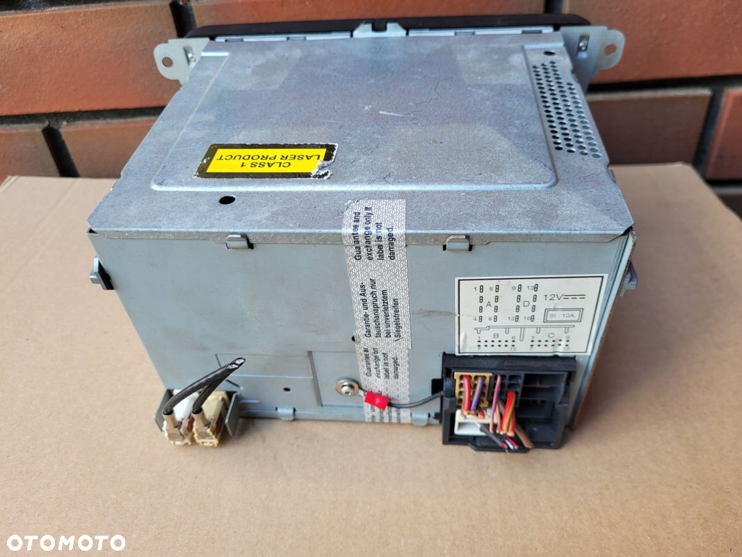 Radio radioodtwarzacz Volkswagen OE 1K0035186AF - 3