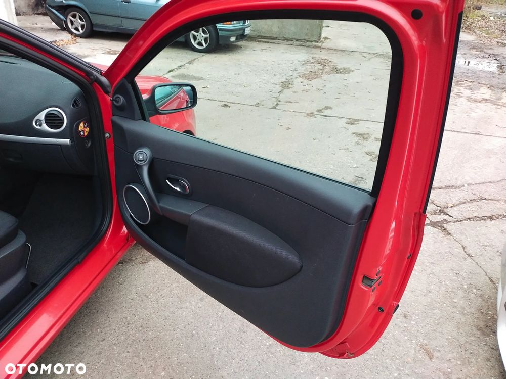 Renault Clio 1.5 dCi Alize - 10