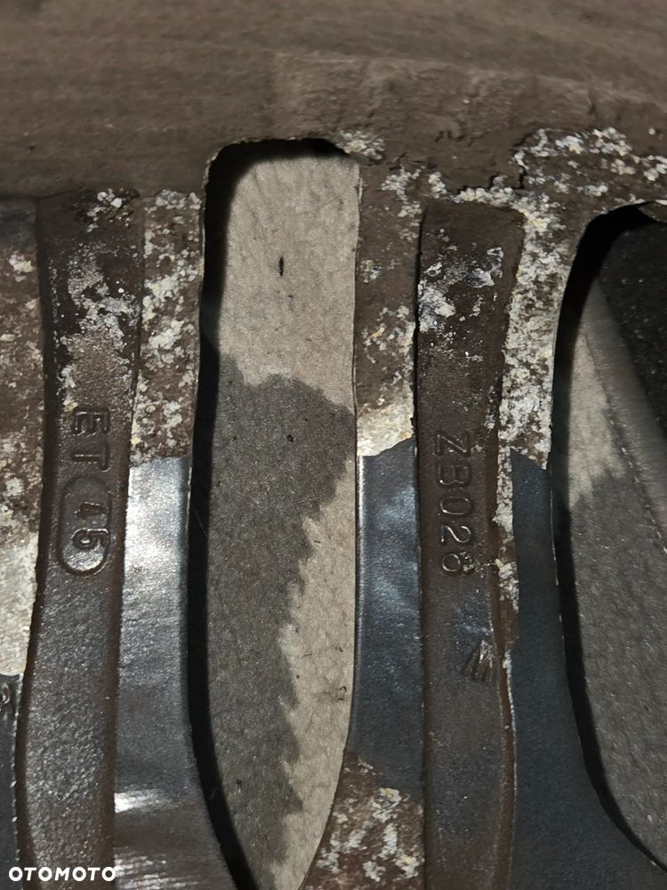 Alufelgi skręcane Mercedes GLK komplet 17 calowe 7.5JX17 ET45 - 7