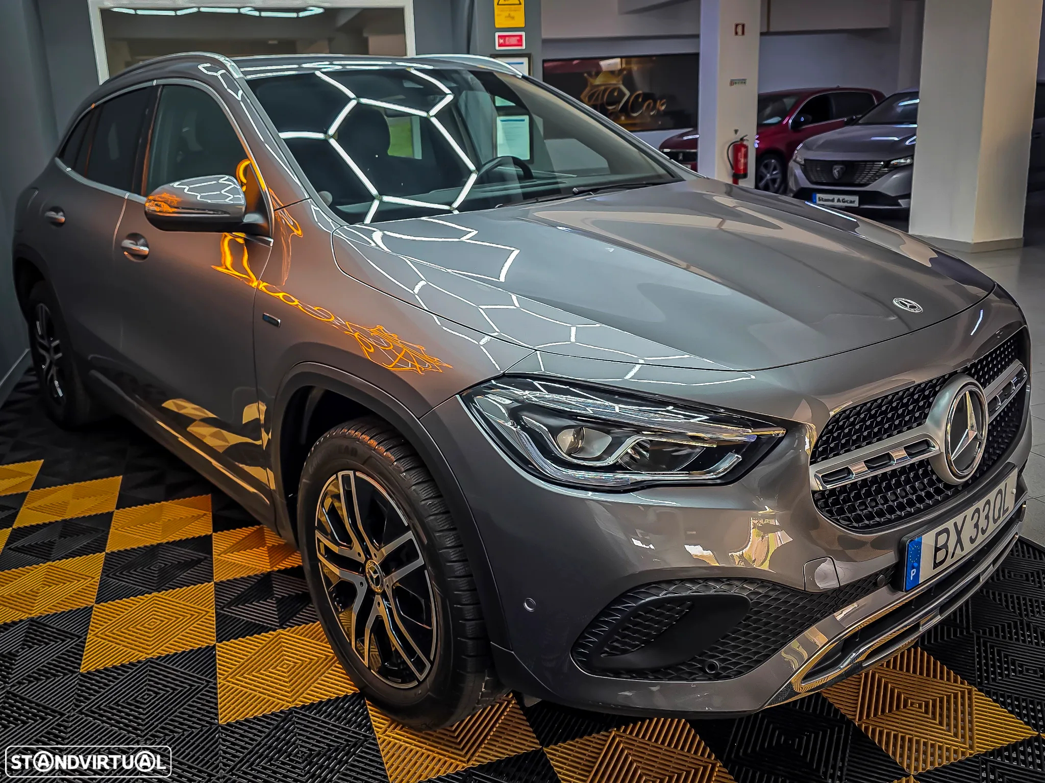 Mercedes-Benz GLA 250 e Style - 4